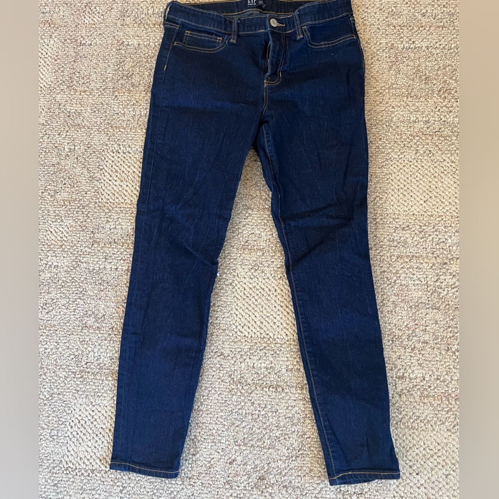 Gap skinny leggings dark wash- like new!